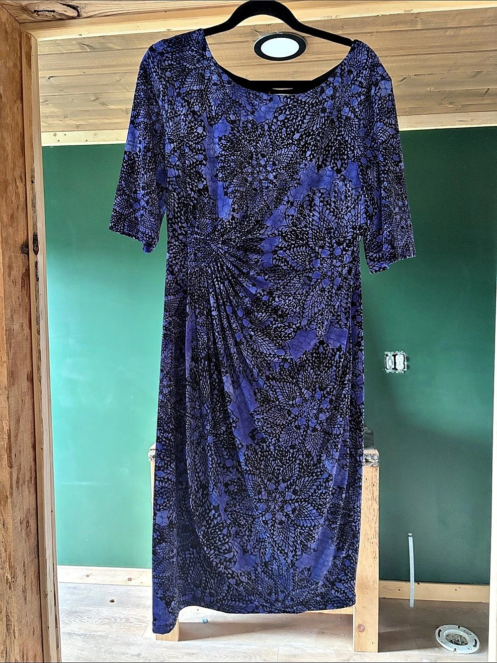 North Style Floral Midi Dress in Purple & Black Size 12